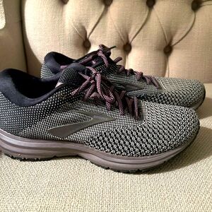Brooks Revel 2 Womens Shoes Sneakers Size 10 Black Purple 1202811B047 Running